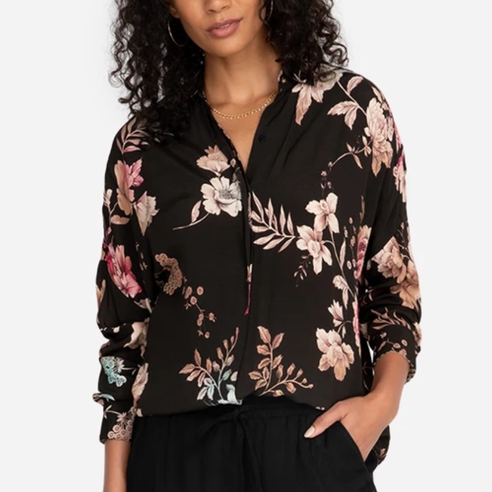 NWT Johnny Was Taos Black Floral Button Down